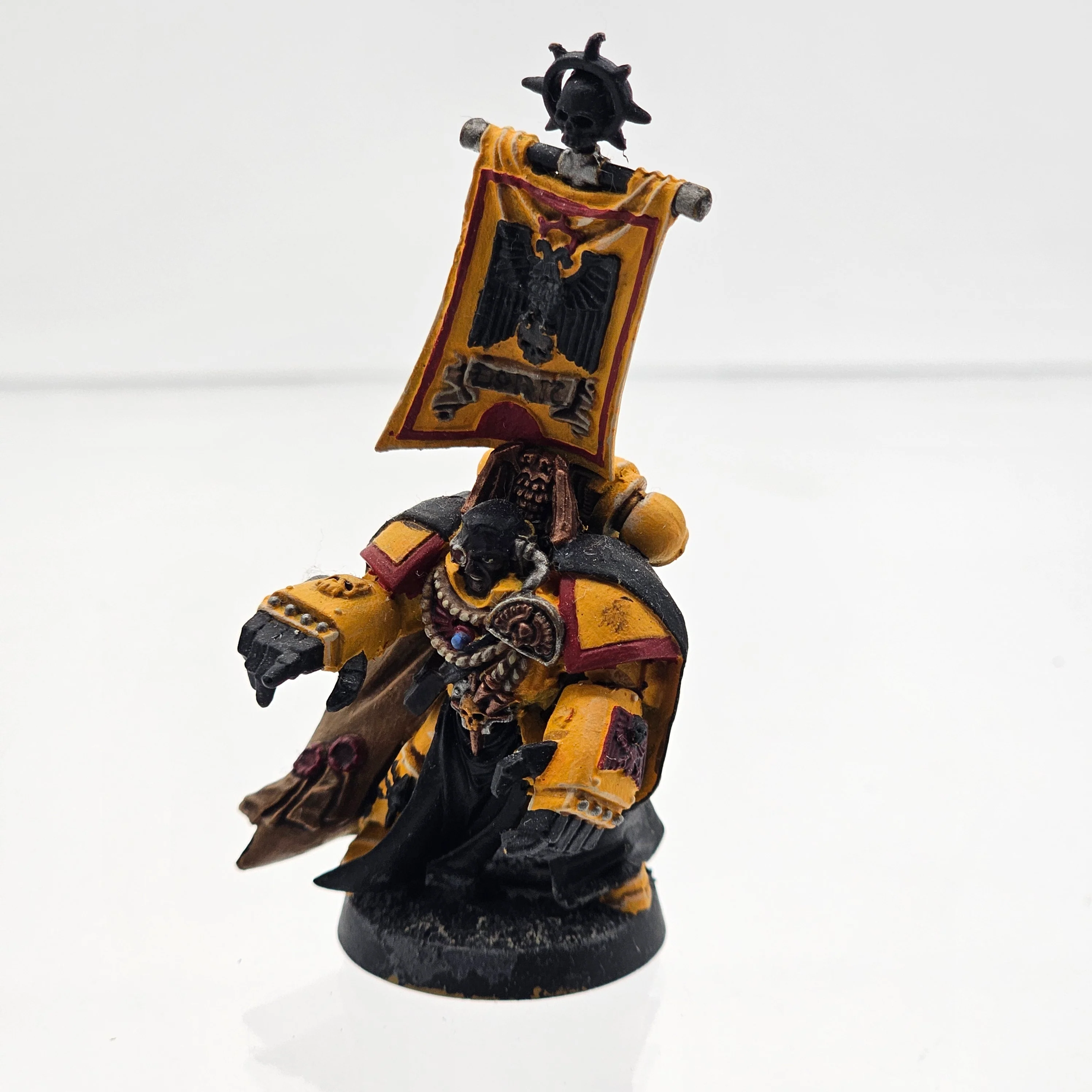 40K: Adeptus Astartes: Space Marine - Captain (USED, OOP)