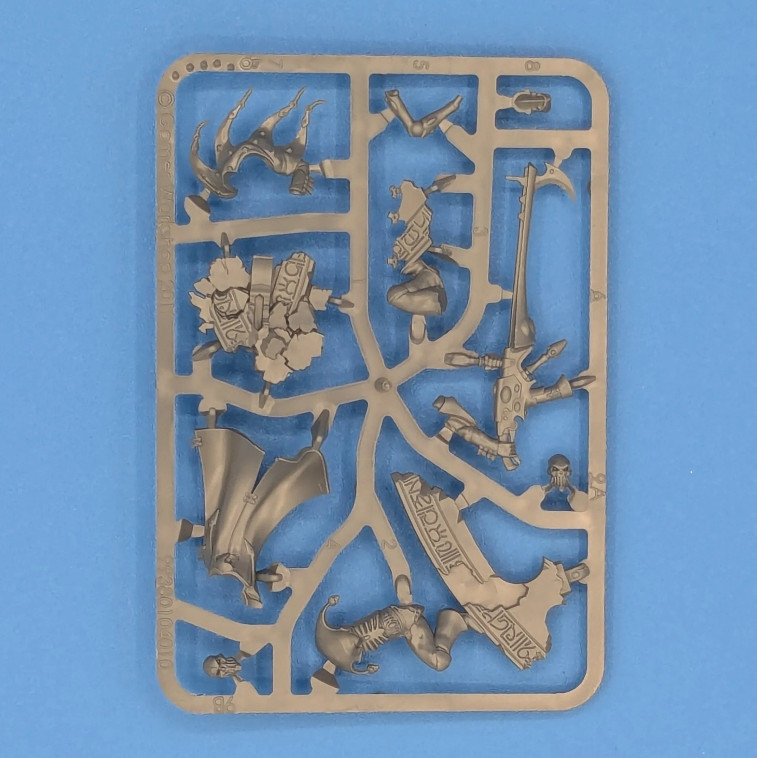 40K: Aeldari - Harlequin: Death Jester (USED) (On Sprue no base) Lot 3