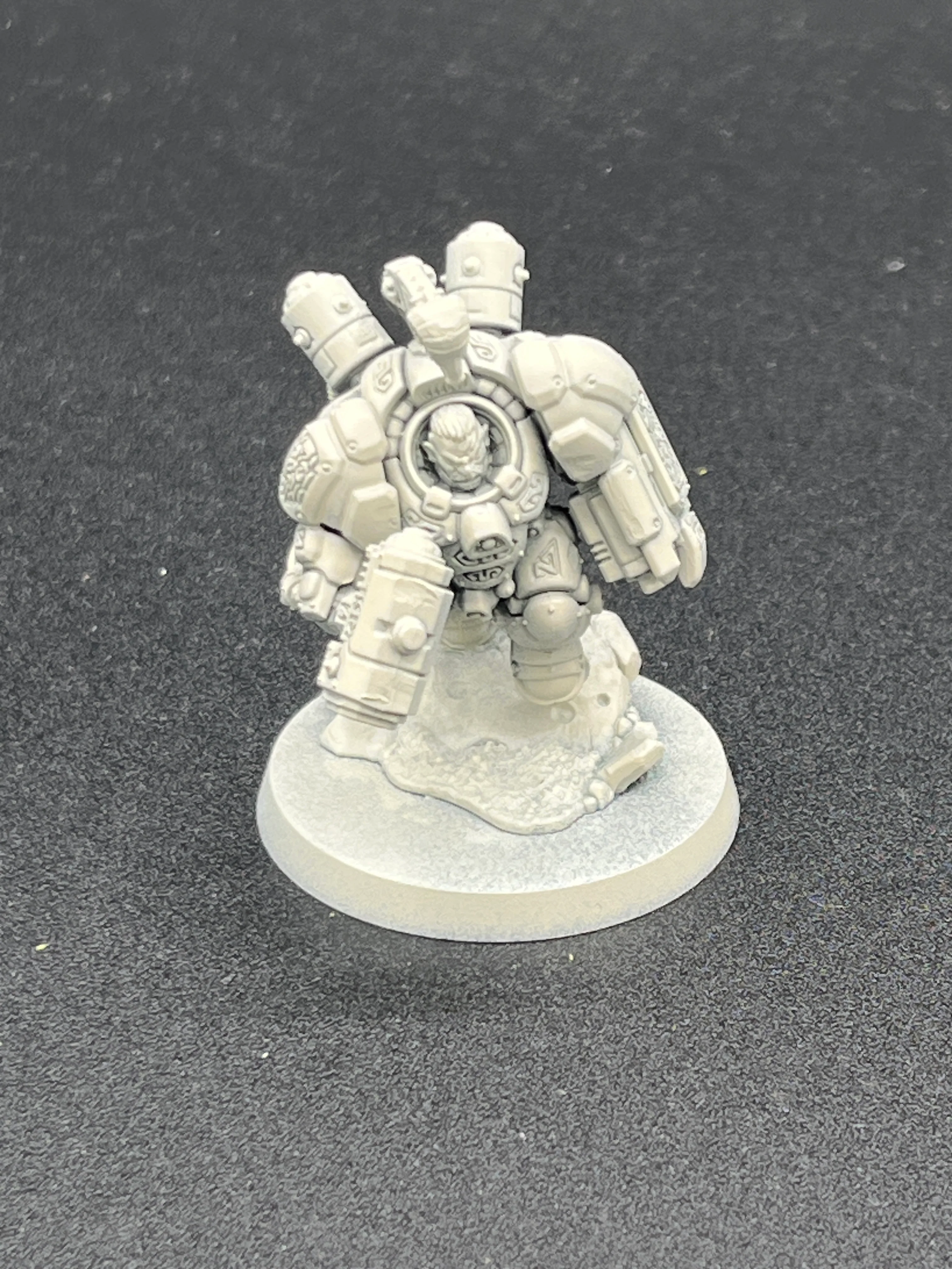 40K: Leagues of Votann - Einhyr Champion (USED) [Lot 5]