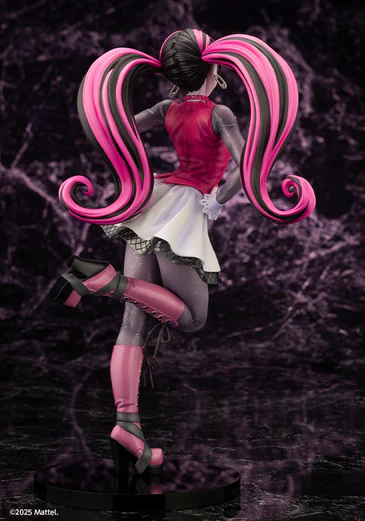 MONSTER HIGH Draculaura Bishoujo Statue - Image 3