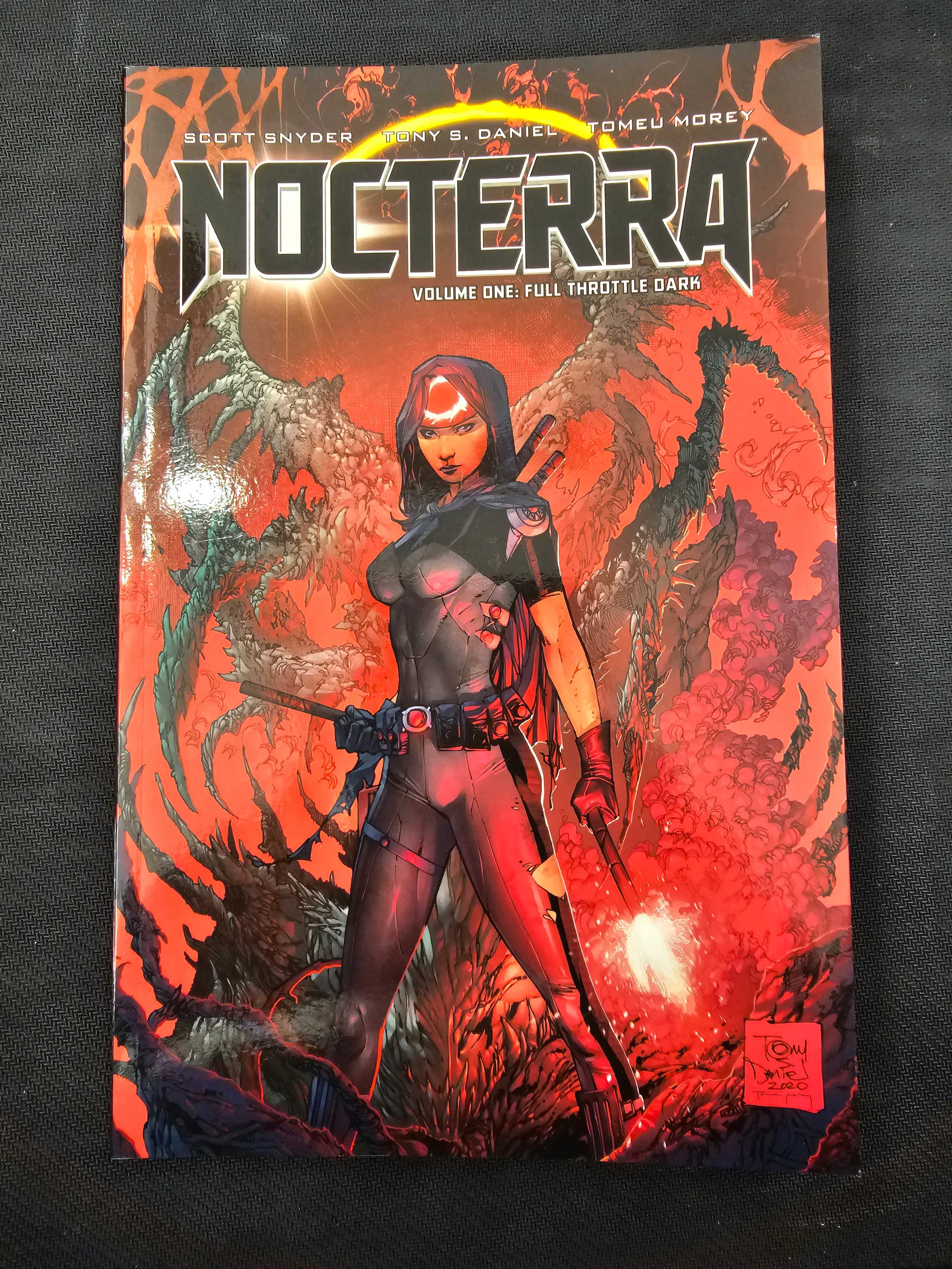 NOCTERA VOL 01 FULL THROTTLE DARK (USED)