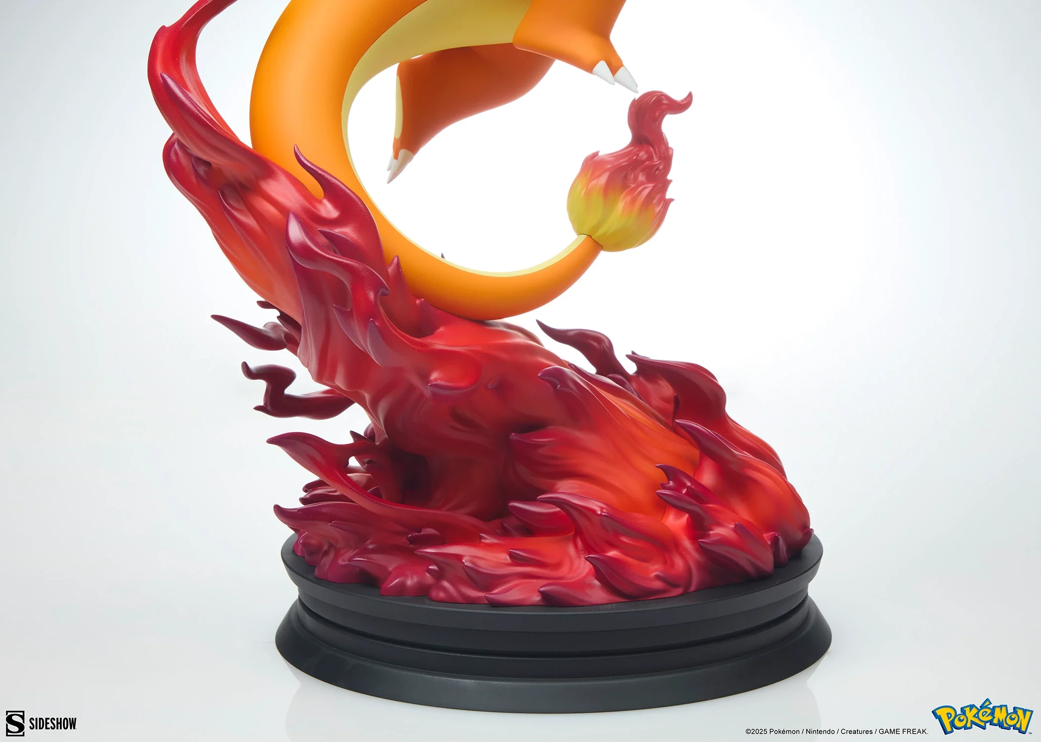 Sideshow: Pokemon - Charizard - Image 3
